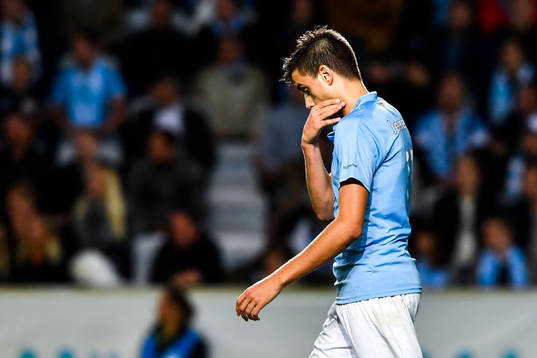 Malmö FFs Alexander Jeremejeff deppar