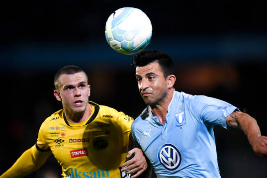 Elfsborgs Jesper Manns och Malmö FFs Behrang Safari