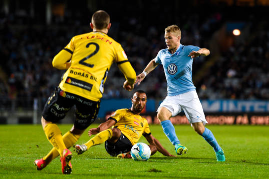 Elfsborgs Issam Jebali och Malmö FFs Oscar Lewicki