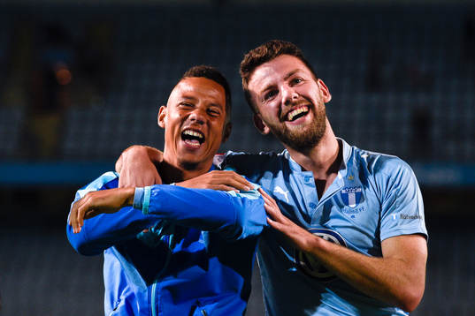 Malmö FFs Tobias Sana och Erdal Rakip jublar