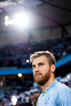 Malmö FFs Rasmus Bengtsson gör entré