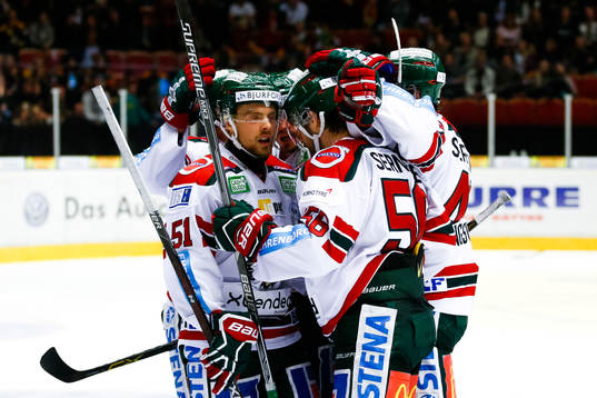 Frölundas Mats Rosseli Olsen jublar