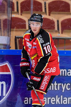 Luleås Tim Kennedy på uppvärmningen