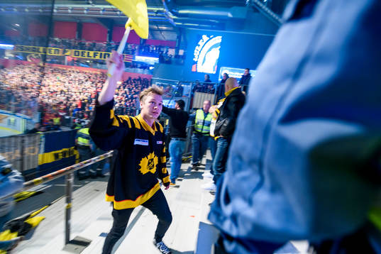 Skellefteå supportrarna lämnar bortastå