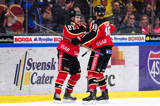 Luleås Bill Sweatt och Christian Jaros jublar