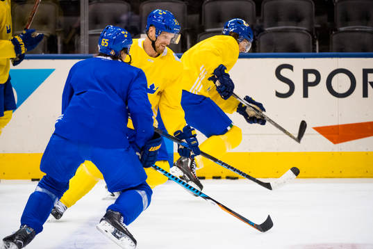 Sveriges Erik Karlsson, Henrik Sedin och Nicklas Bäckström