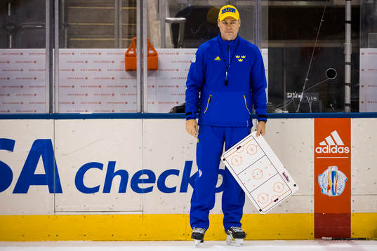 Bläddra bland fler bilder av Ishockey, World Cup of Hockey, Dag 7, Sverige, Träning