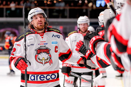Malmö Redhawks Andreas Thuresson jublar