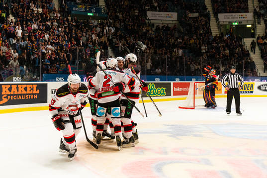 Malmö Redhawks Nichlas Hardt jublar