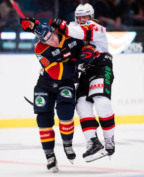 Djurgårdens Ville Varakas och Malmö Redhawks Nichlas