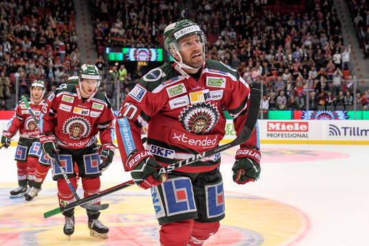 Frölundas Joel Lundqvist jublar