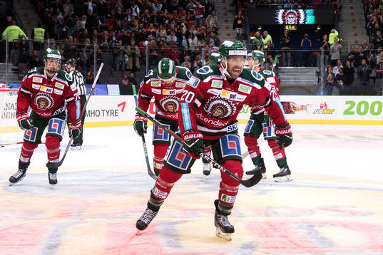 Frölundas Joel Lundqvist jublar
