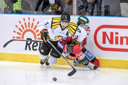 Brynäs Lukas Kilström och Frölundas Sebastian Stålberg