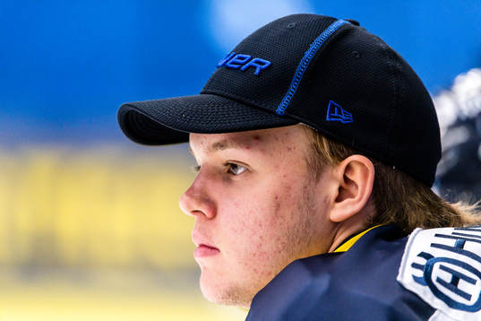 s målvakt Linus Söderström