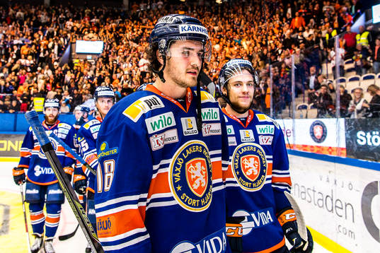 Växjös Dennis Everberg jublar