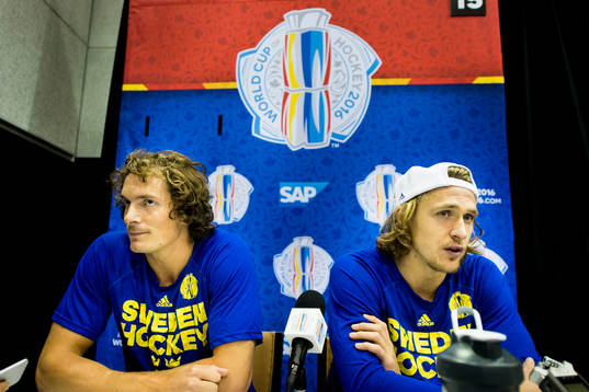Sveriges Loui Eriksson och Carl Hagelin