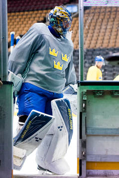 Sveriges målvakt Henrik Lundqvist lämnar Sveriges