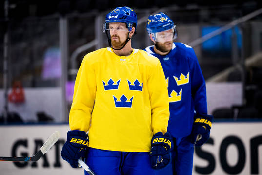 Sveriges Daniel Sedin och Mattias Ekholm