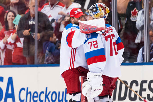 Rysslands målvakt Sergei Bobrovsky deppar