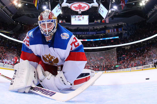 Rysslands målvakt Sergei Bobrovsky deppar