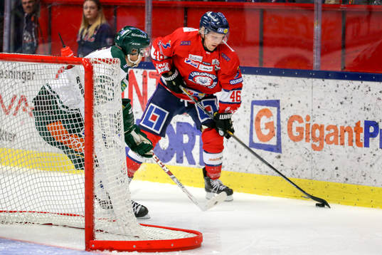 Linköpings Mathis Olimb och Färjestads Johan Ryno
