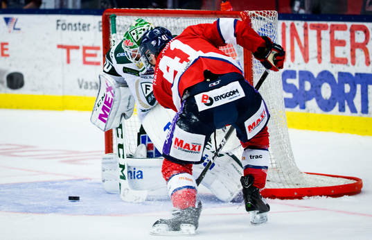 Linköpings Broc Little gör 1-0 på Färjestads