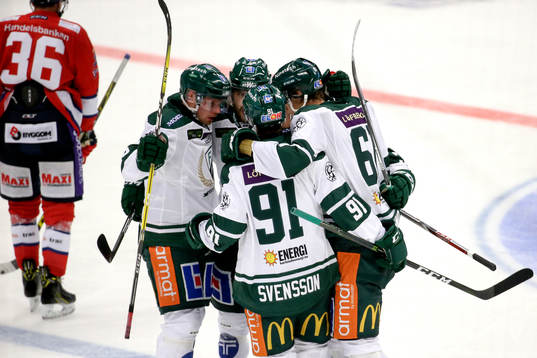 Färjestads Magnus Nygren jublar