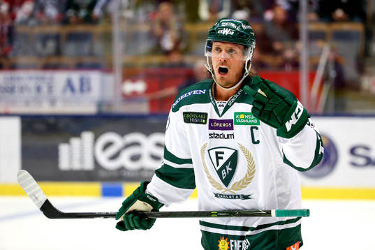 Färjestads Magnus Nygren är arg