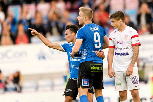 Halmstads Sead Haksabanovic och Alexander Ruud Tveter jublar