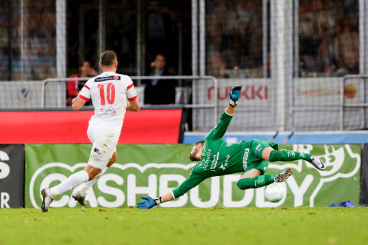 Assyriskas Mattias Genc gör 1-2
