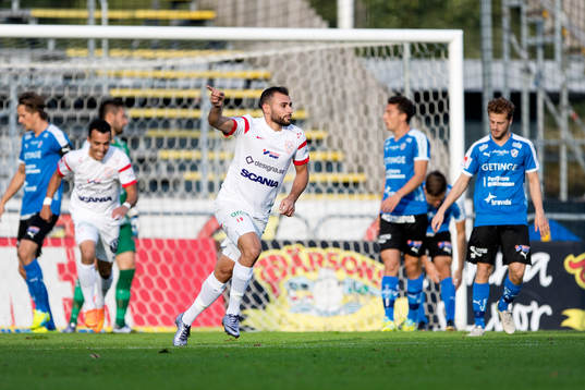 Assyriskas Mattias Genc jublar