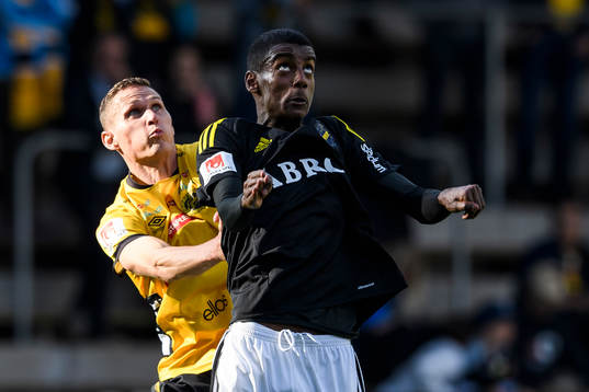 s Alexander Isak och Elfsborgs Jon Jönsson