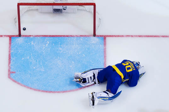 Bläddra bland fler bilder av Ishockey, World Cup of Hockey, dag 9, semifinal, Europa - Sverige