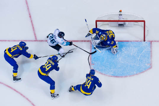 Sveriges Niklas Hjalmarsson, Carl Söderberg, Mattias