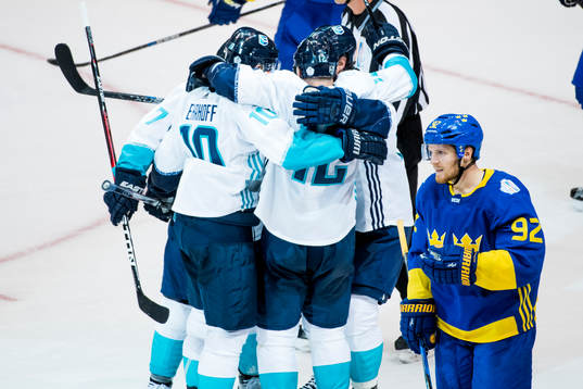 Sveriges Gabriel Landeskog deppar samtidigt som Europas