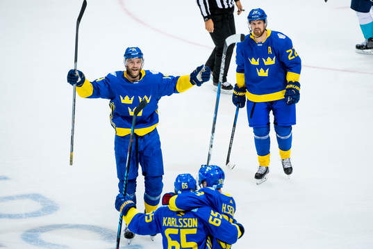 Sveriges Mattias Ekholm, Daniel Sedin och Henrik Sedin