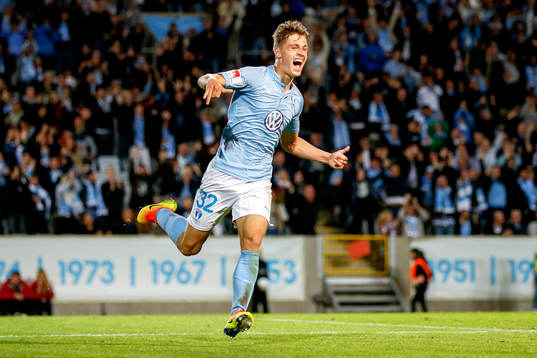 Malmö FFs Mattias Svanberg jublar