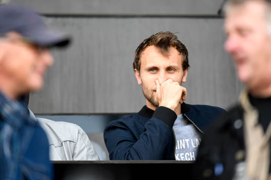 Malmö FFs Magnus Wolff Eikrem på läktaren