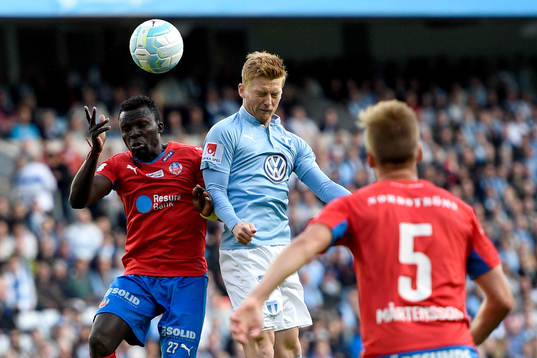 Helsingborgs Lalawélé Atakora och Malmö FFs Anders