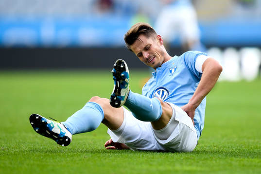 Malmö FFs Markus Rosenberg ligger skadad