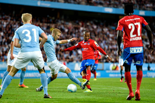 Malmö FFs Anton Tinnerholm och Helsingborgs Amethyst