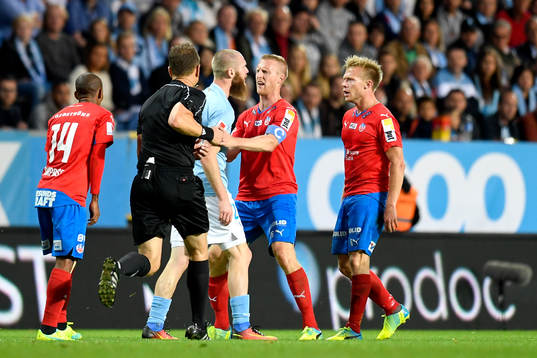 Domare Martin Strömbergsson dämpar