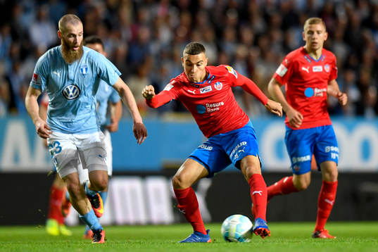 Malmö FFs Jo Inge Berget och Helsingborgs Jordan Larsson