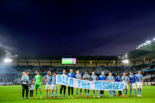 Malmö FFs spelare tackar publiken