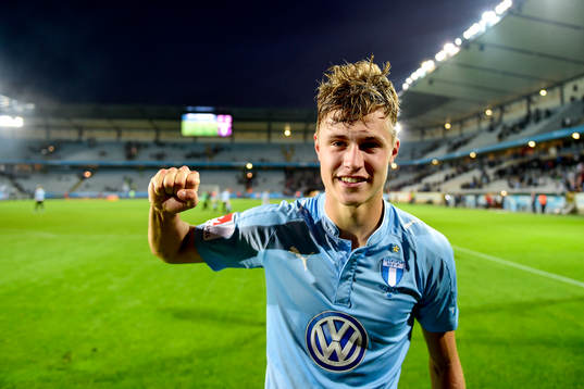 Malmö FFs Mattias Svanberg jublar