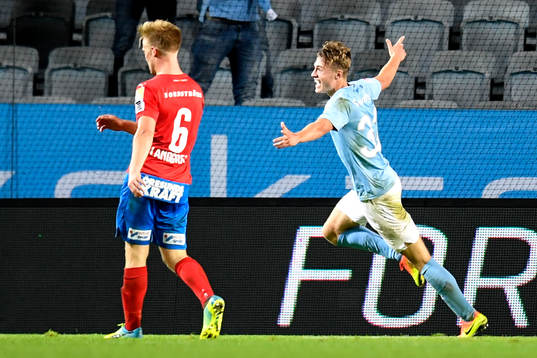 Malmö FFs Mattias Svanberg jublar