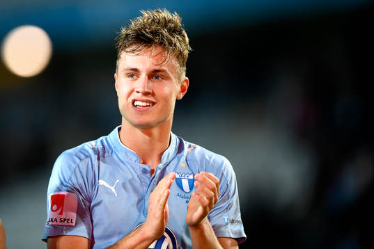 Malmö FFs Mattias Svanberg jublar