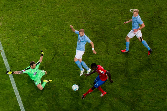 Helsingborgs Lalawélé Atakora med målchans