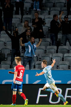 Malmö FFs Mattias Svanberg jublar