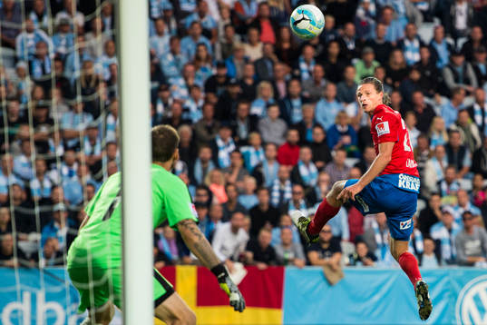 Helsingborgs Jesper Lange med målchans mot Malmö FFs